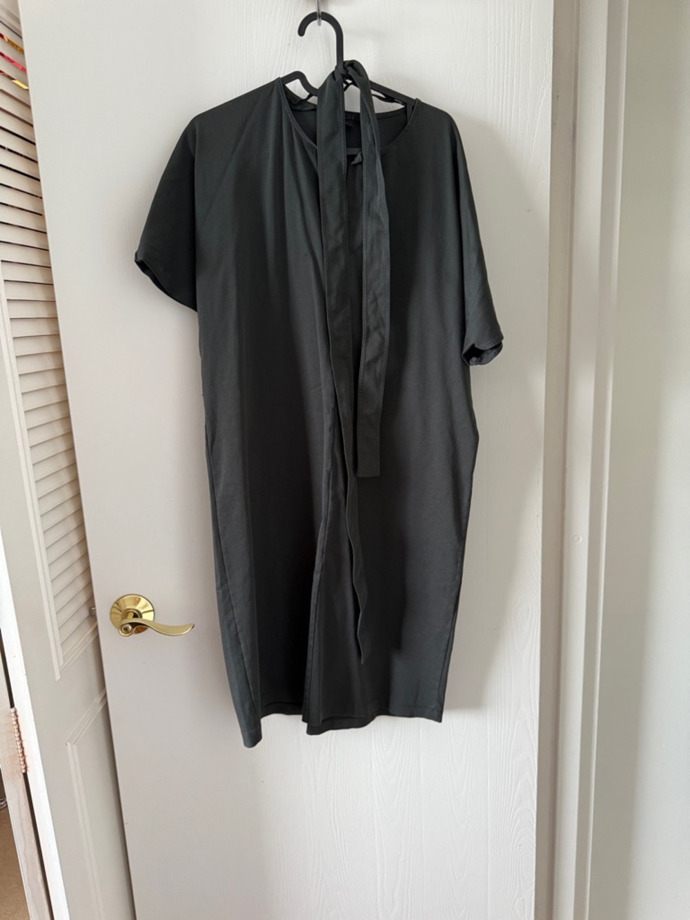 COS Black Short-Sleeve Tie-Front Midi Dress